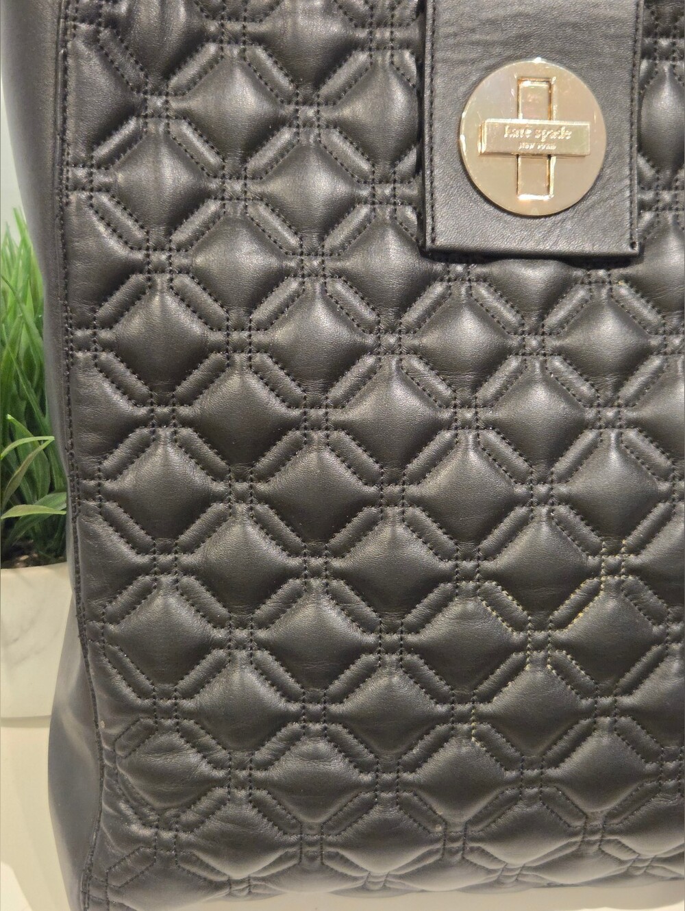 Kate Spade New York Astor Court Marlene Tote - Picture 2 of 16